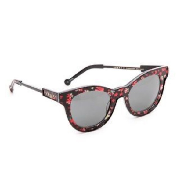 PREEN BY THORNTON BREGAZZI
Bromley Wayfarer Tinted Sunglasses - Picture 10 of 12